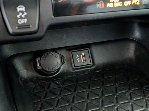 Used 2024 Toyota RAV4 XLE image 23