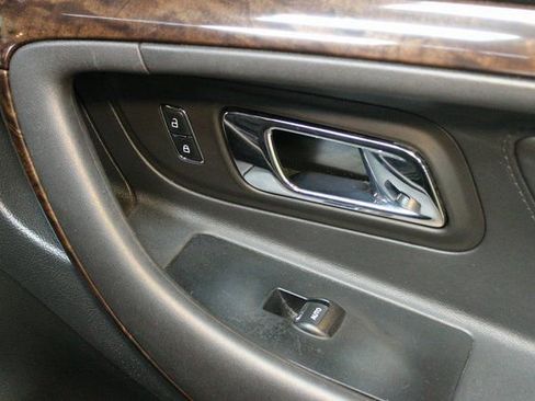 Used 2016 Ford Taurus Limited w/ Driver Assist Package image 6