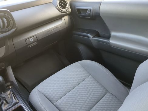Used 2022 Toyota Tacoma SR RWD image 51