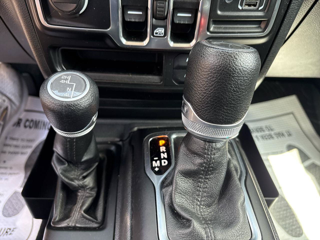 Used 2022 Jeep Wrangler Unlimited Sport AWD/4WD image 25