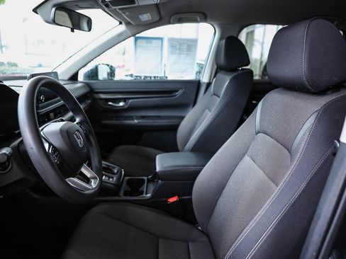 Used 2025 Honda CR-V LX image 22