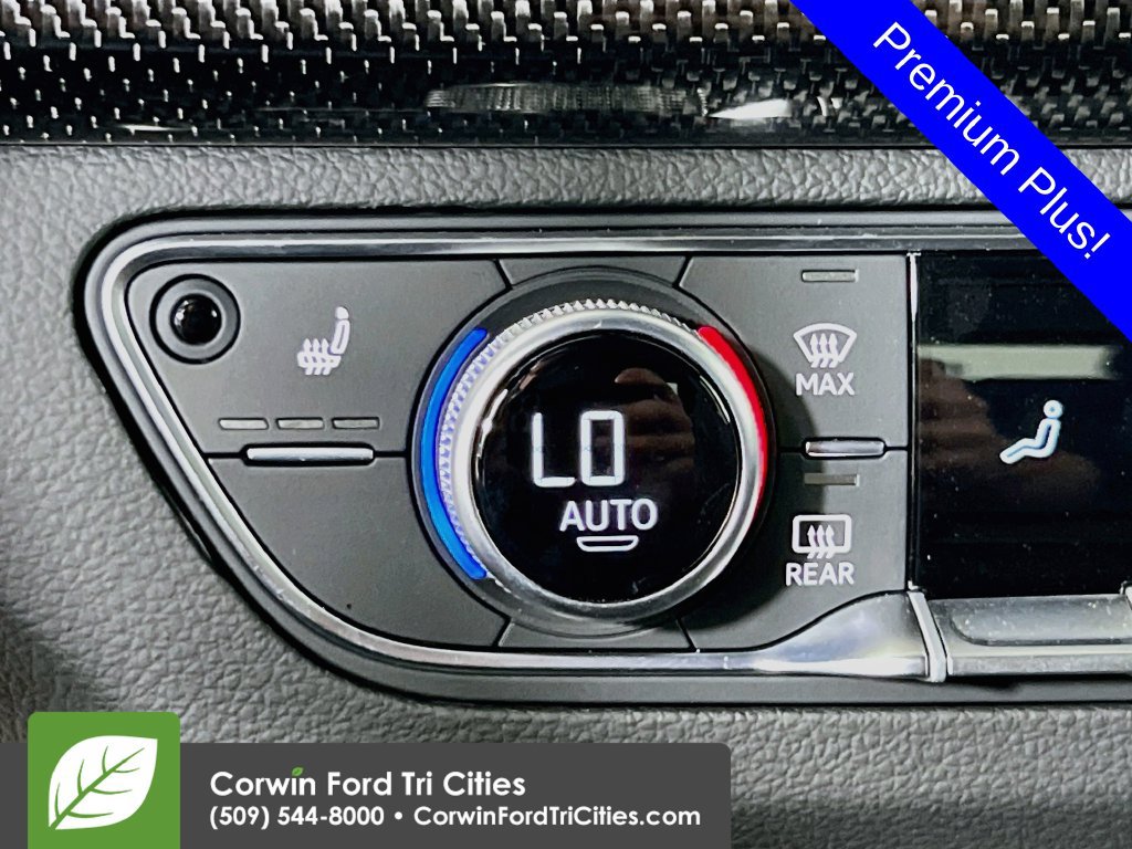 Used 2025 Audi SQ5 Premium Plus w/ Premium Plus Package AWD/4WD image 25