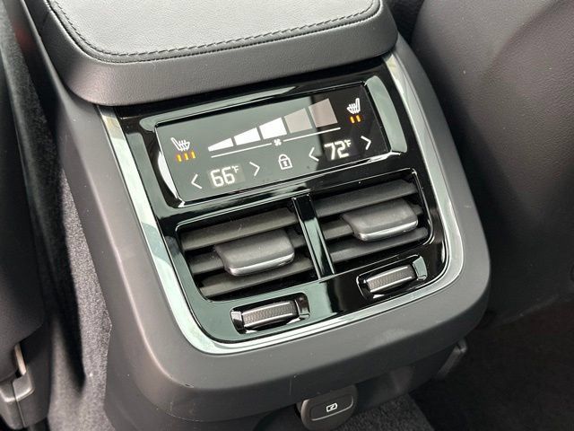 Certified 2025 Volvo V90 B6 Cross Country Plus AWD/4WD image 14