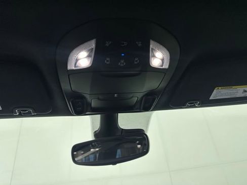 Used 2023 Chrysler Pacifica Touring-L w/ S Appearance Package image 24