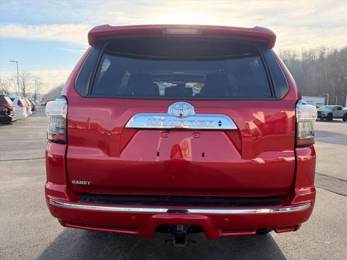 Used 2024 Toyota 4Runner Limited image 6