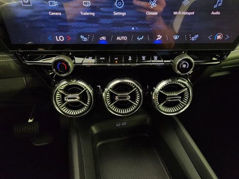 New 2026 Chevrolet Blazer EV LT FWD image 19
