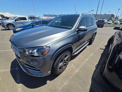 Used 2022 Mercedes-Benz GLS 450 4MATIC image 1