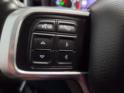 Used 2019 RAM 2500 Laramie w/ Black Appearance Package AWD/4WD image 45