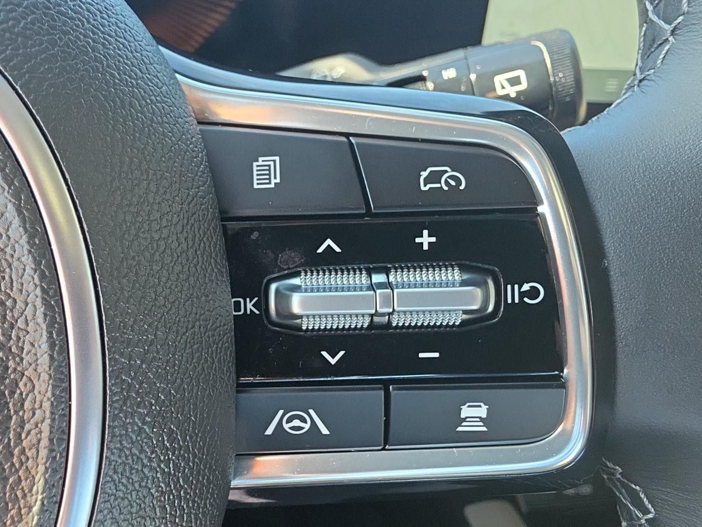 Certified 2025 Kia Sorento X-Line EX AWD/4WD image 38