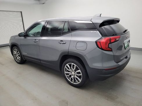 Used 2018 GMC Terrain SLE FWD image 3