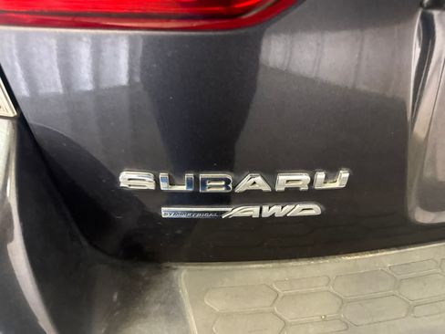 Used 2018 Subaru Crosstrek 2.0i Premium AWD/4WD image 12