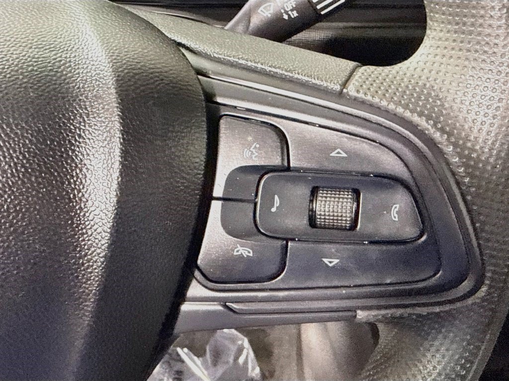 Used 2025 Buick Envista Preferred FWD image 14