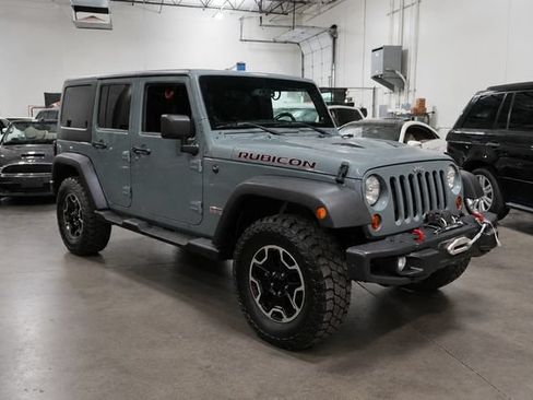 Used 2013 Jeep Wrangler Unlimited Rubicon AWD/4WD image 4
