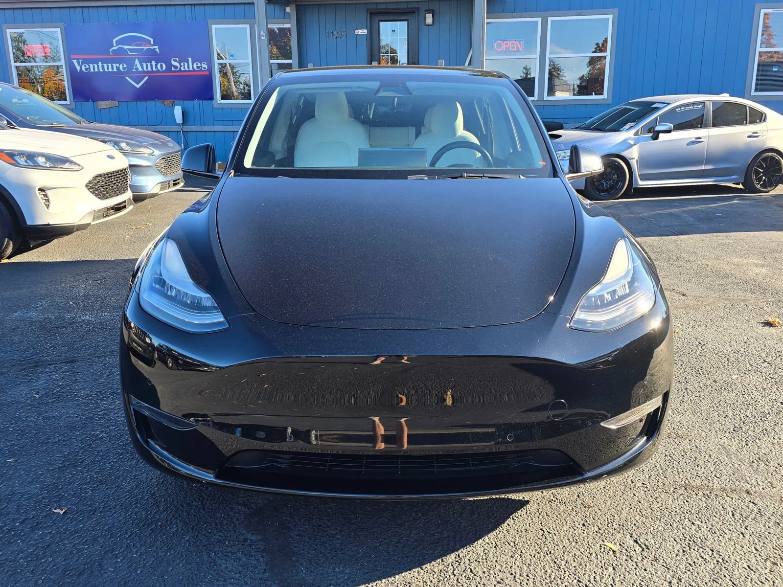 Used 2021 Tesla Model Y Long Range AWD/4WD image 8