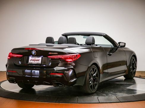 Used 2026 BMW M440i Convertible w/ Premium Package RWD image 5
