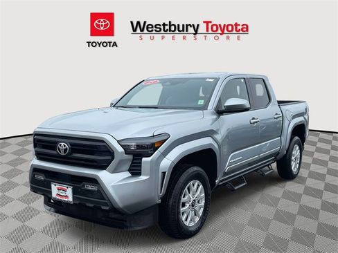 Certified 2025 Toyota Tacoma SR5 w/ SR5 Upgrade Package image 5