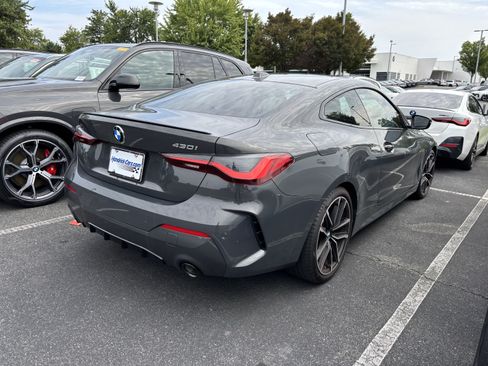 Used 2024 BMW 430i Coupe w/ M Sport Package RWD image 10