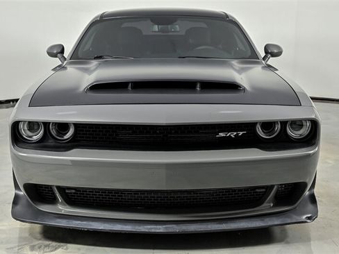 Used 2018 Dodge Challenger SRT Demon RWD image 4