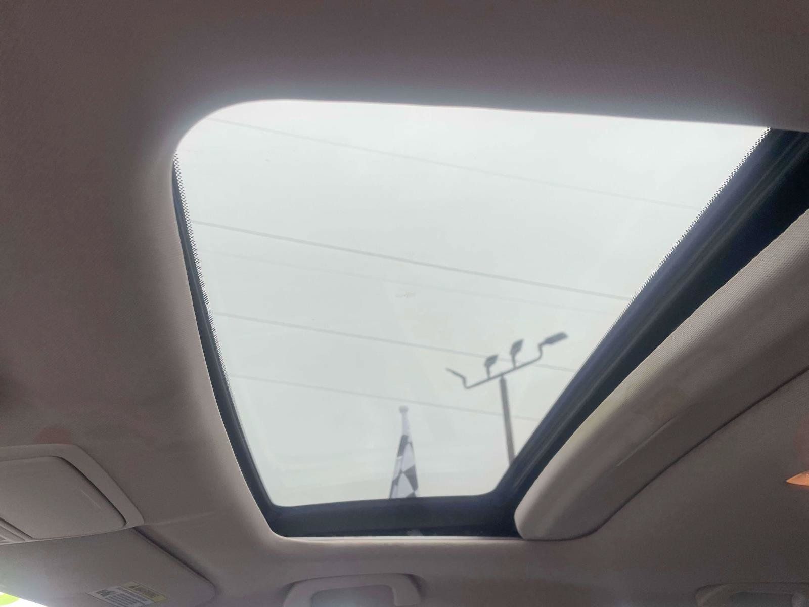 Used 2015 Honda CR-V Touring image 16
