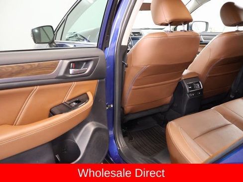 Used 2017 Subaru Outback 2.5i Touring w/ Popular Package #5A AWD/4WD image 32