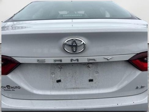 Used 2023 Toyota Camry LE w/ Convenience Package image 17
