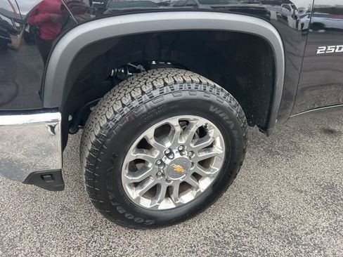 Certified 2025 Chevrolet Silverado 2500 LTZ w/ LTZ Premium Package image 10