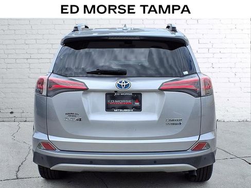 Used 2017 Toyota RAV4 Limited image 4