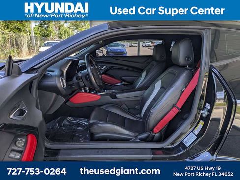 Used 2020 Chevrolet Camaro LT w/ Redline Edition RWD image 16