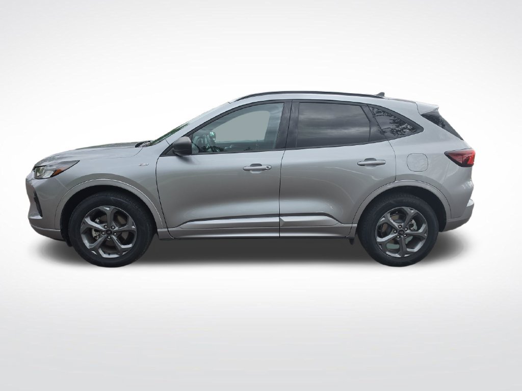 Used 2024 Ford Escape ST-Line AWD/4WD image 2