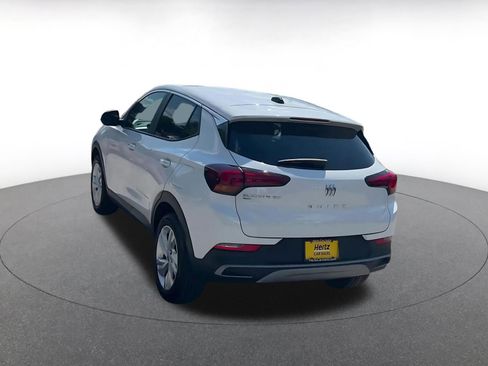 Used 2025 Buick Encore GX Preferred AWD/4WD image 11