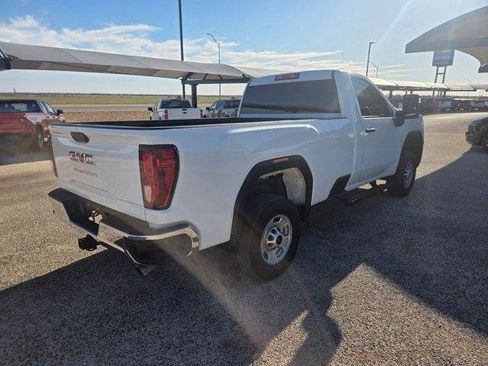 Used 2024 GMC Sierra 2500 Pro w/ Convenience Package image 5