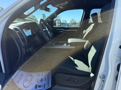 New 2026 RAM 1500 4x4 Crew Cab image 10