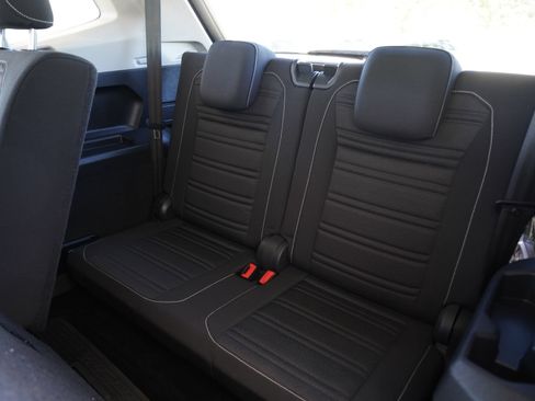 Certified 2023 Volkswagen Tiguan S FWD image 28