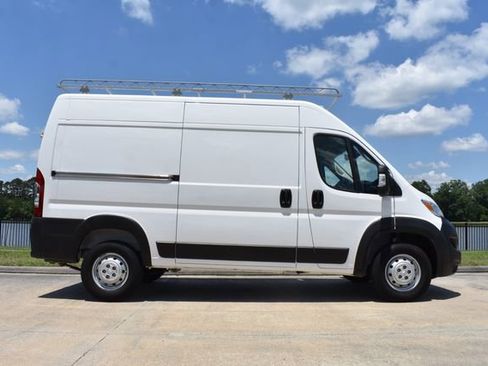 Used 2023 RAM ProMaster 1500 w/ Lane Management Group FWD image 3