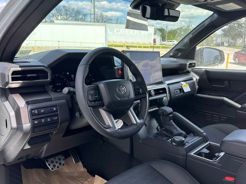 New 2026 Toyota 4Runner TRD Sport Premium AWD/4WD image 10