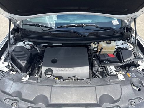 Used 2018 Chevrolet Traverse LT AWD/4WD image 32