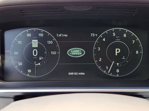 Used 2017 Land Rover Range Rover HSE image 15
