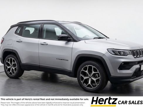 Used 2025 Jeep Compass Limited image 1