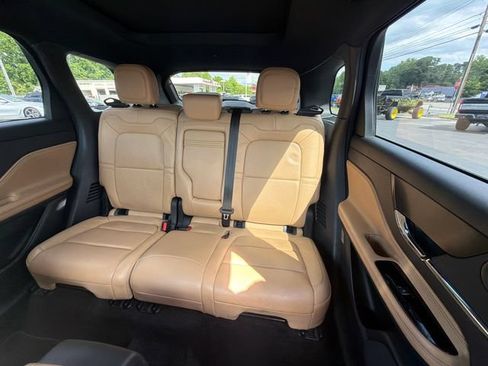 Used 2020 Lincoln Corsair Reserve AWD/4WD image 16
