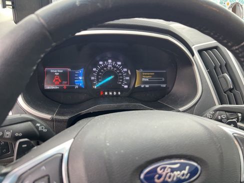 Used 2020 Ford Edge SEL w/ Convenience Package AWD/4WD image 18
