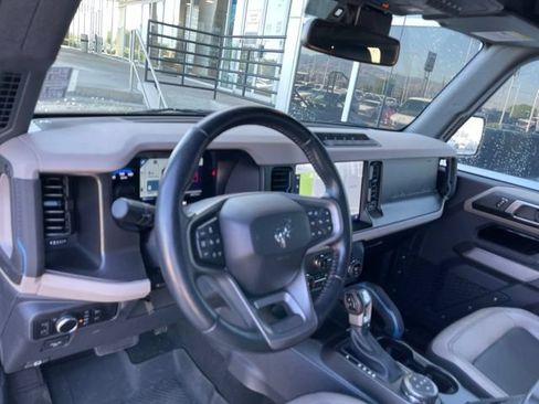 Used 2023 Ford Bronco Wildtrak AWD/4WD image 7