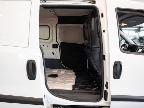 Used 2017 RAM ProMaster City Tradesman w/ Rear Back-up Camera Group FWD image 19