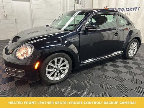 Used 2018 Volkswagen Beetle 2.0T FWD image 1