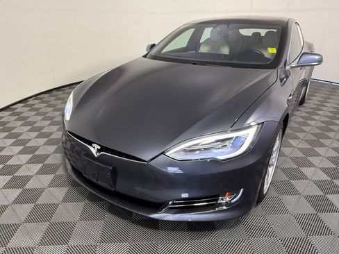 Used 2020 Tesla Model S Long Range Plus AWD/4WD image 2