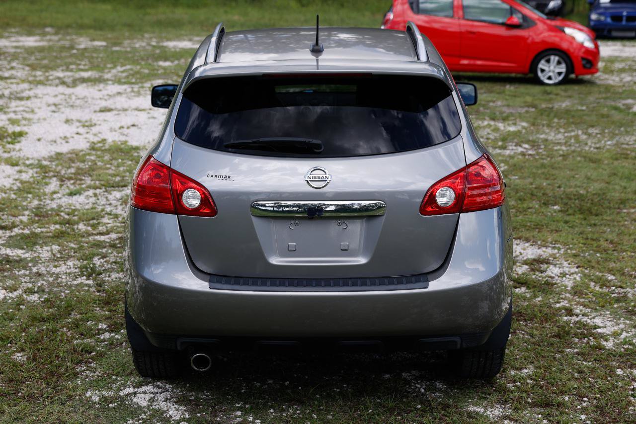 Used 2011 Nissan Rogue SV w/ SL Pkg FWD image 9