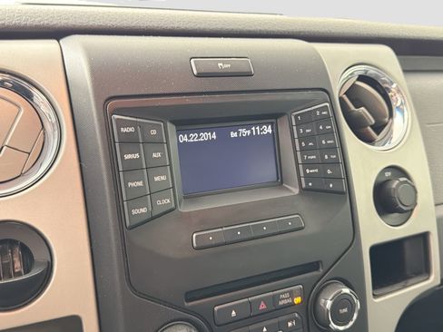 Used 2013 Ford F150 XLT w/ Luxury Equipment Group image 14