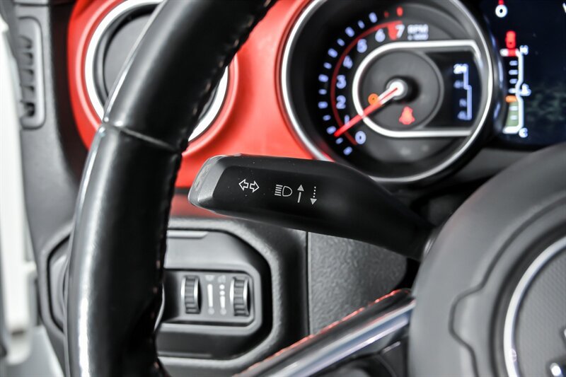 Used 2020 Jeep Gladiator Rubicon AWD/4WD image 22