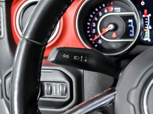 Used 2020 Jeep Gladiator Rubicon AWD/4WD image 22