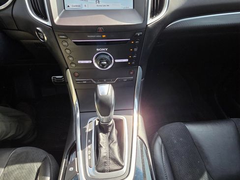 Used 2016 Ford Edge Sport w/ Technology Package AWD/4WD image 19