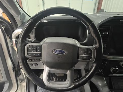 Used 2022 Ford F150 Lariat w/ Equipment Group 502A High AWD/4WD image 24